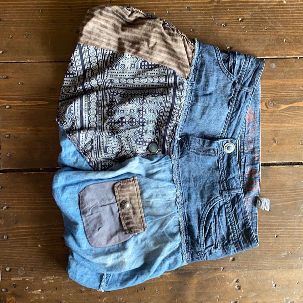 Desigual size 10 (40)